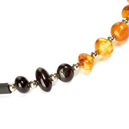 Браслет &quot;Мятый шар&quot; из Янтаря на струне